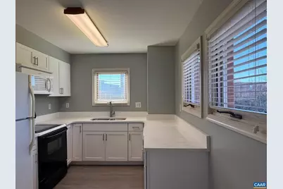 250 West Main St #402, Charlottesville, VA 22902 - Photo 6