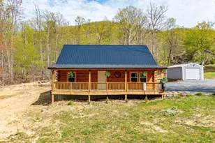 136 Wildwood Ln, Shenandoah, VA 22849 - Photo 2