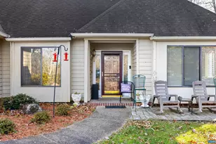 465 Hidden Ridge Rd, Charlottesville, VA 22902 - Photo 2