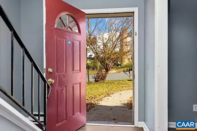 904 Rock Creek Dr, Charlottesville, VA 22903 - Photo 6