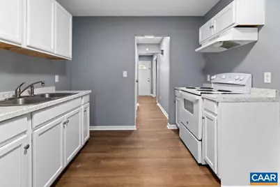 904 Rock Creek Dr, Charlottesville, VA 22903 - Photo 12