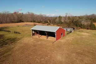 2037 N Boston Rd, Troy, VA 22974 - Photo 24