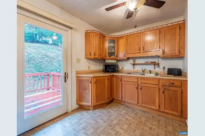 1211 Holmes Ave, Charlottesville, VA 22901 - Photo 18