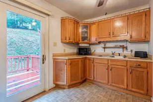 1211 Holmes Ave, Charlottesville, VA 22901 - Photo 18