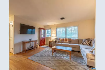 1211 Holmes Ave, Charlottesville, VA 22901 - Photo 10