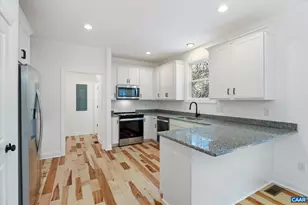 423 NW 10 1/2 St, Charlottesville, VA 22903 - Photo 12