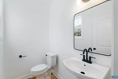 423 NW 10 1/2 St, Charlottesville, VA 22903 - Photo 16