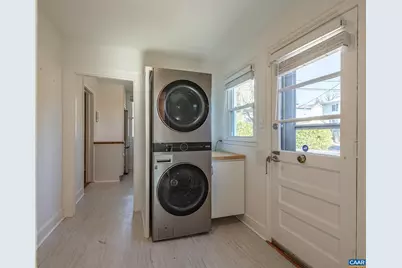 430 11th St, Charlottesville, VA 22903 - Photo 34