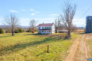 389 Shalom Rd, Waynesboro, VA 22980 - Photo 2