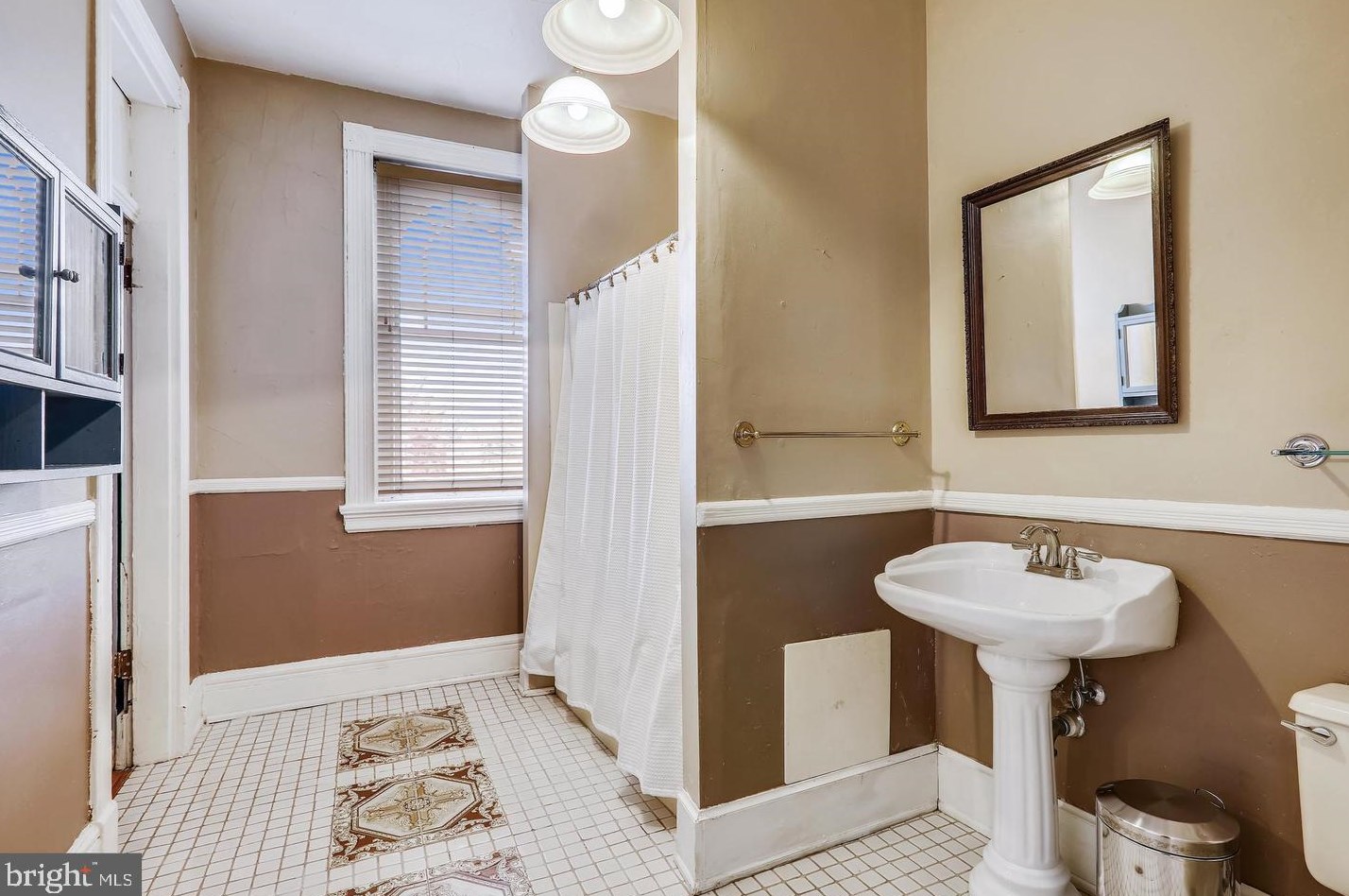 23 Logan Cir, Washington DC  20005-3761 exterior