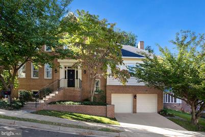 5108 Warren Place NW - Photo 1
