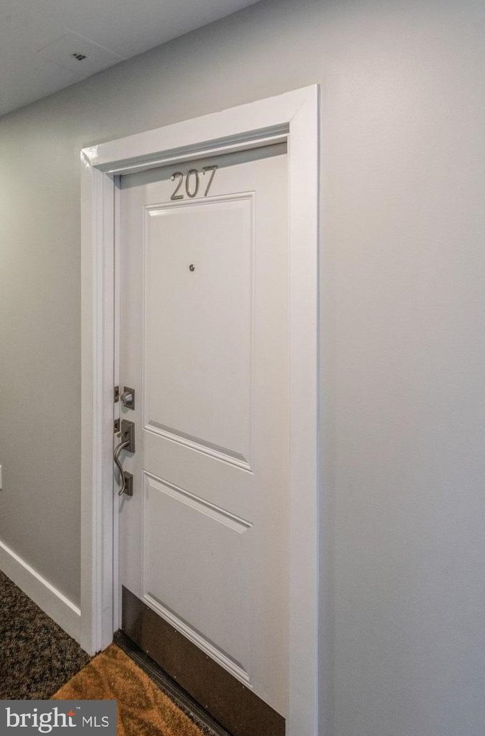 1352 Longfellow St Nw Apt 207, Washington, DC 20011