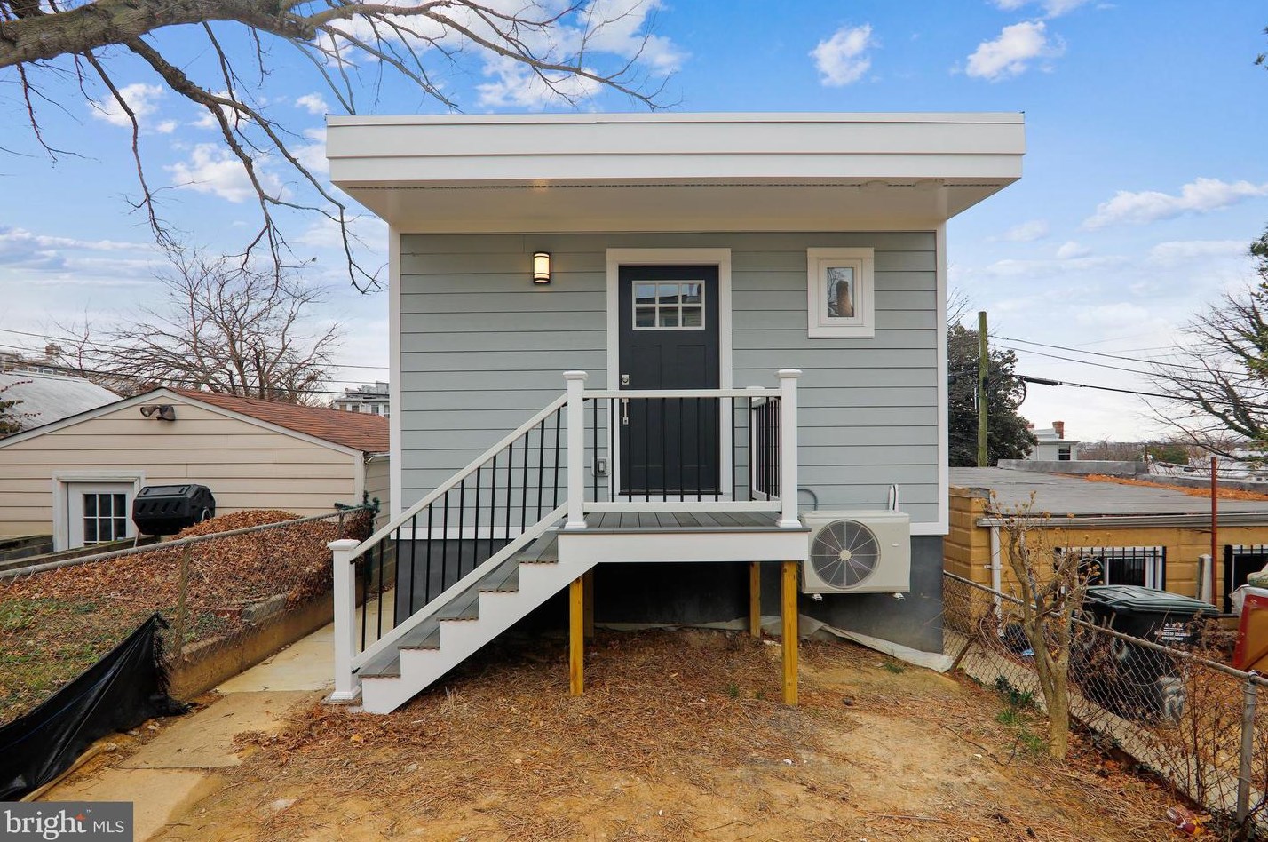 314 Varnum St Nw, Washington, DC 20011