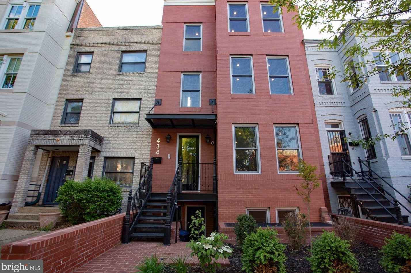 434 3rd St, Washington DC  20002 exterior