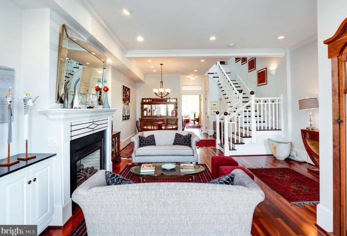 633 A St, Washington DC  20003-1224 exterior