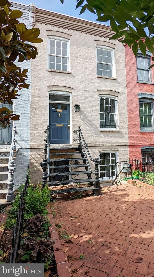1228 G St, Washington, DC 20002-4424