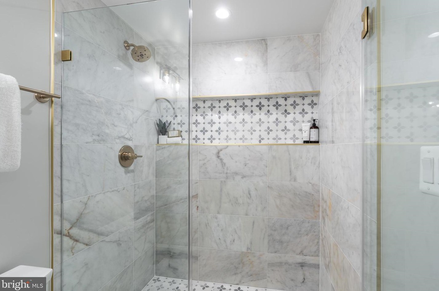 910 8th St, Washington DC  20002-3619 exterior