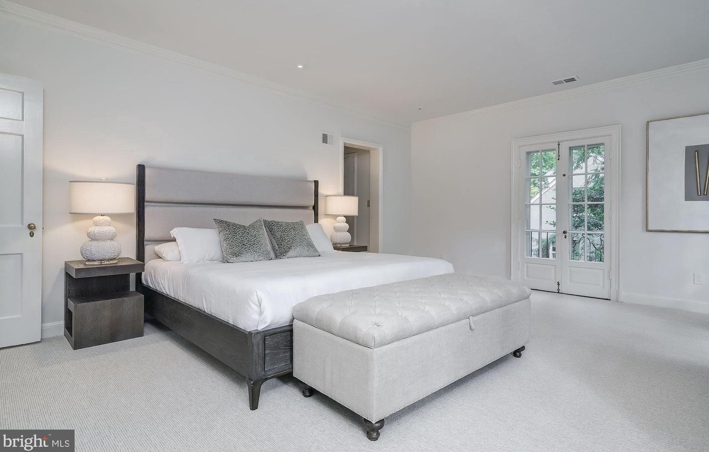 4625 Charleston Ter, Washington DC  20007-1912 exterior