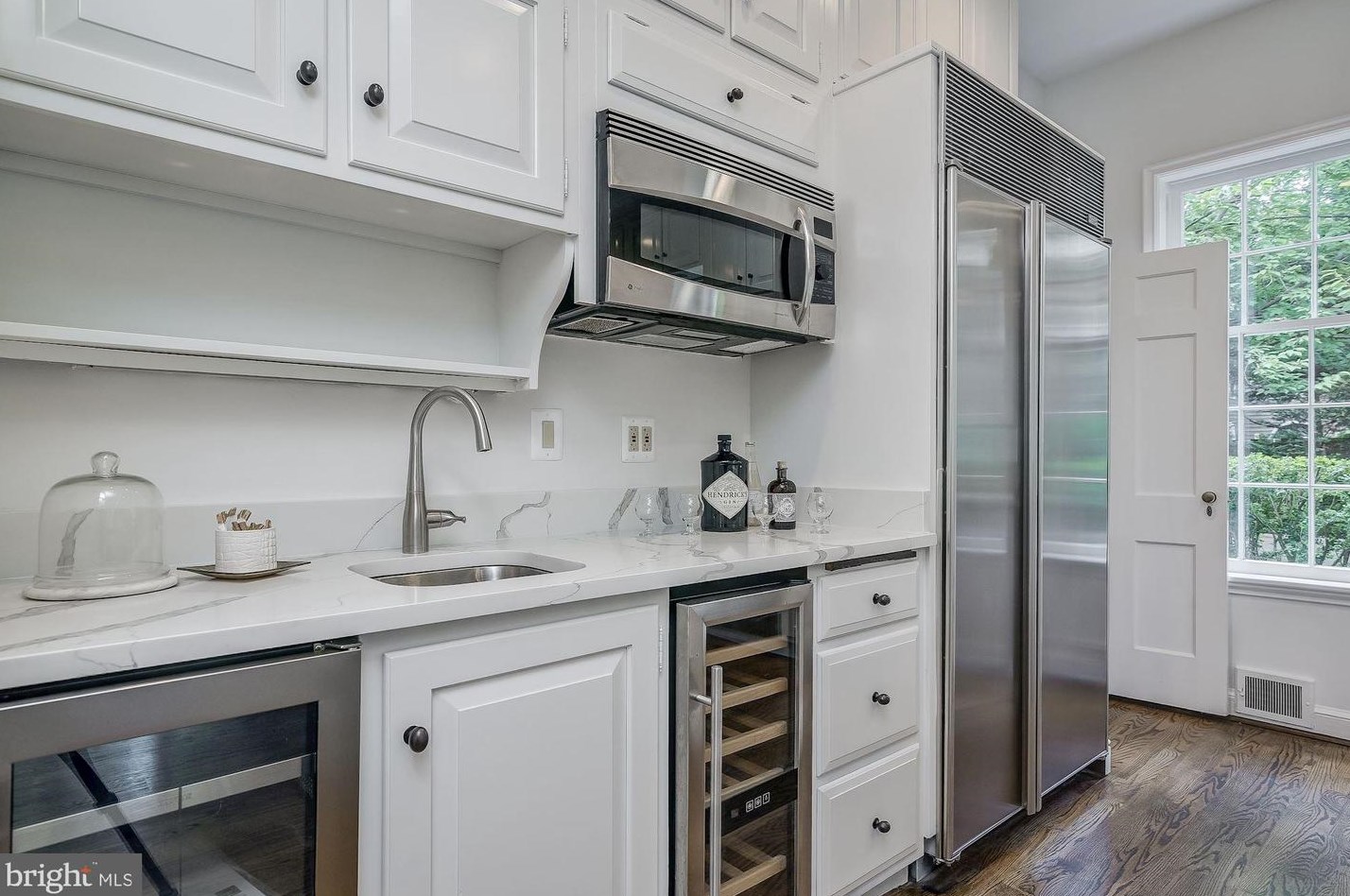 4625 Charleston Ter, Washington DC  20007-1912 exterior