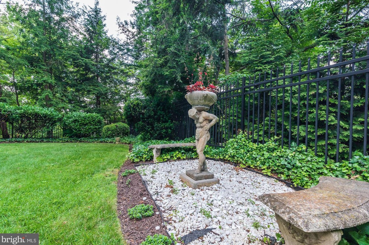 4625 Charleston Ter, Washington DC  20007-1912 exterior