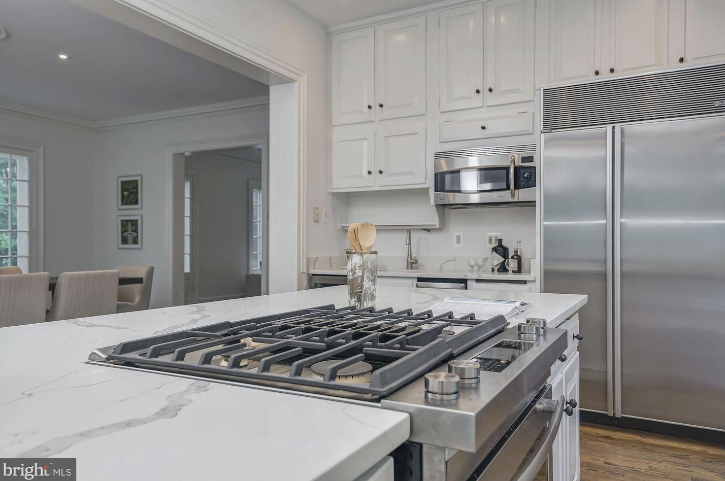 4625 Charleston Ter, Washington DC  20007-1912 exterior