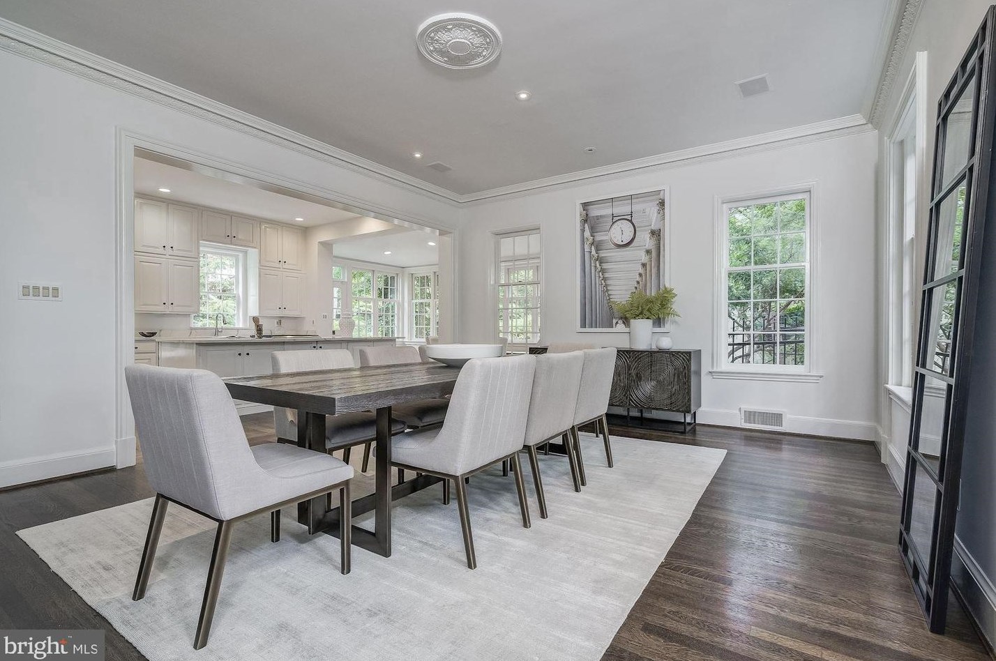 4625 Charleston Ter, Washington DC  20007-1912 exterior