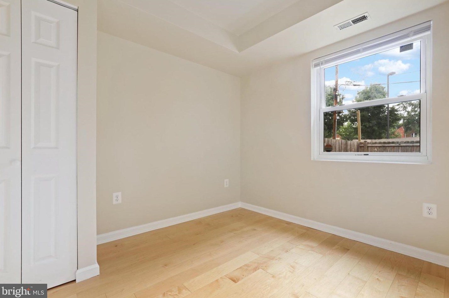 1269 16 St, Washington DC 20002-2555 exterior