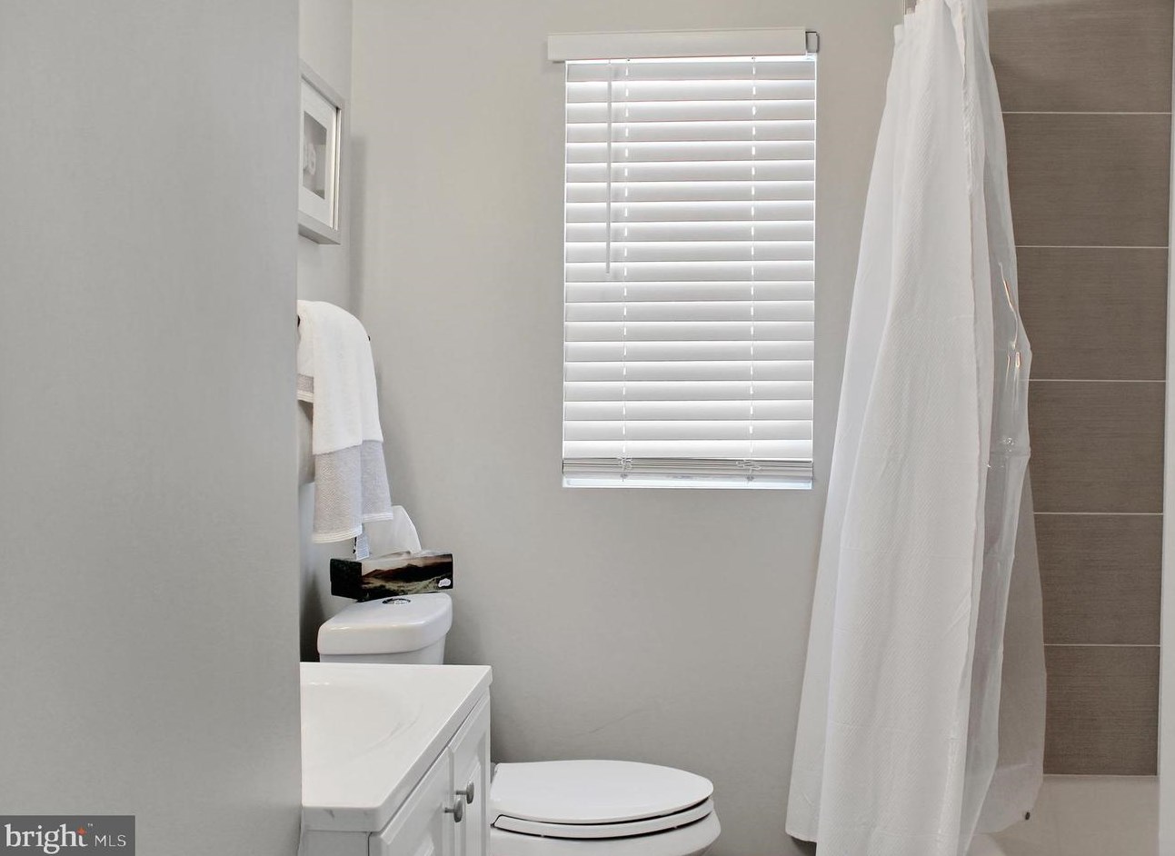 3459 25th St, Washington DC 20037-2209 exterior