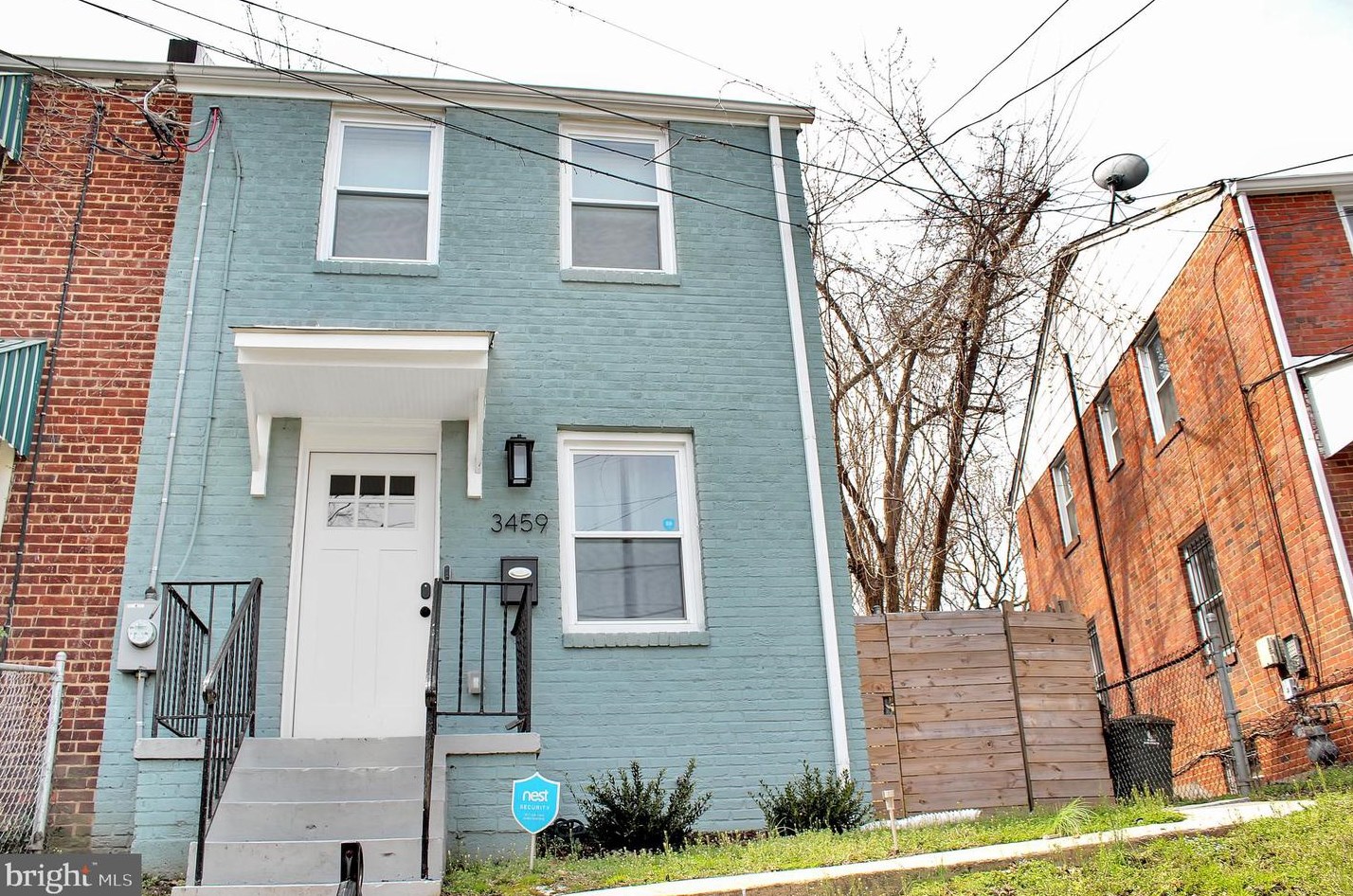 3459 25th St, Washington, DC 20020-1903