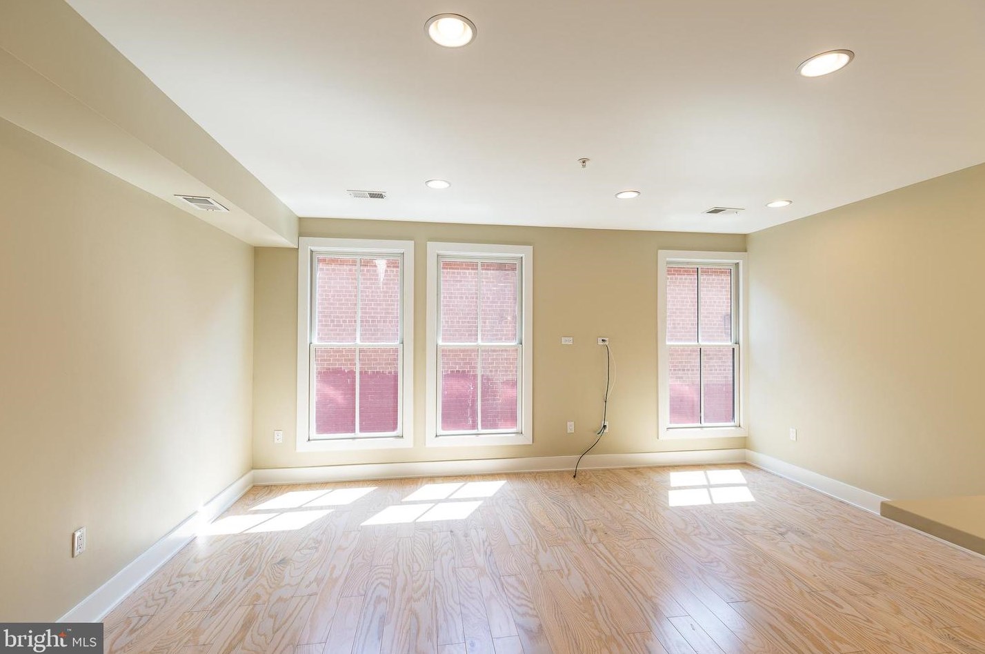1421 Florida Ave Nw #4, Washington, DC 20009