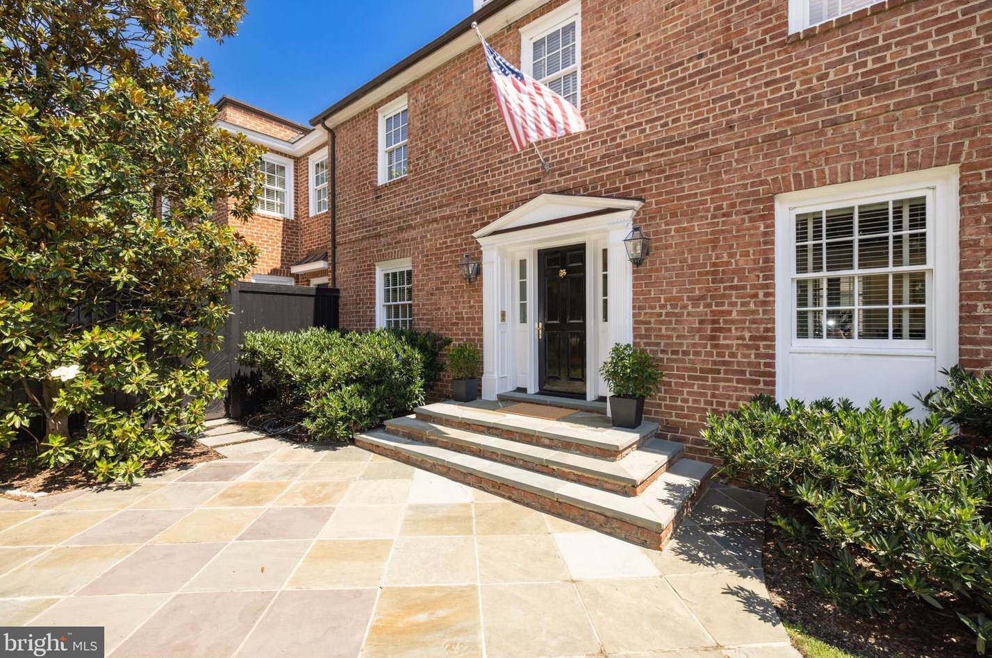 1644 Avon Pl Nw, Washington, DC 20007