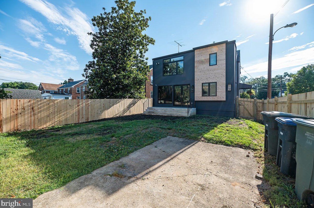 4317 19th Pl Ne, Washington, DC 20018
