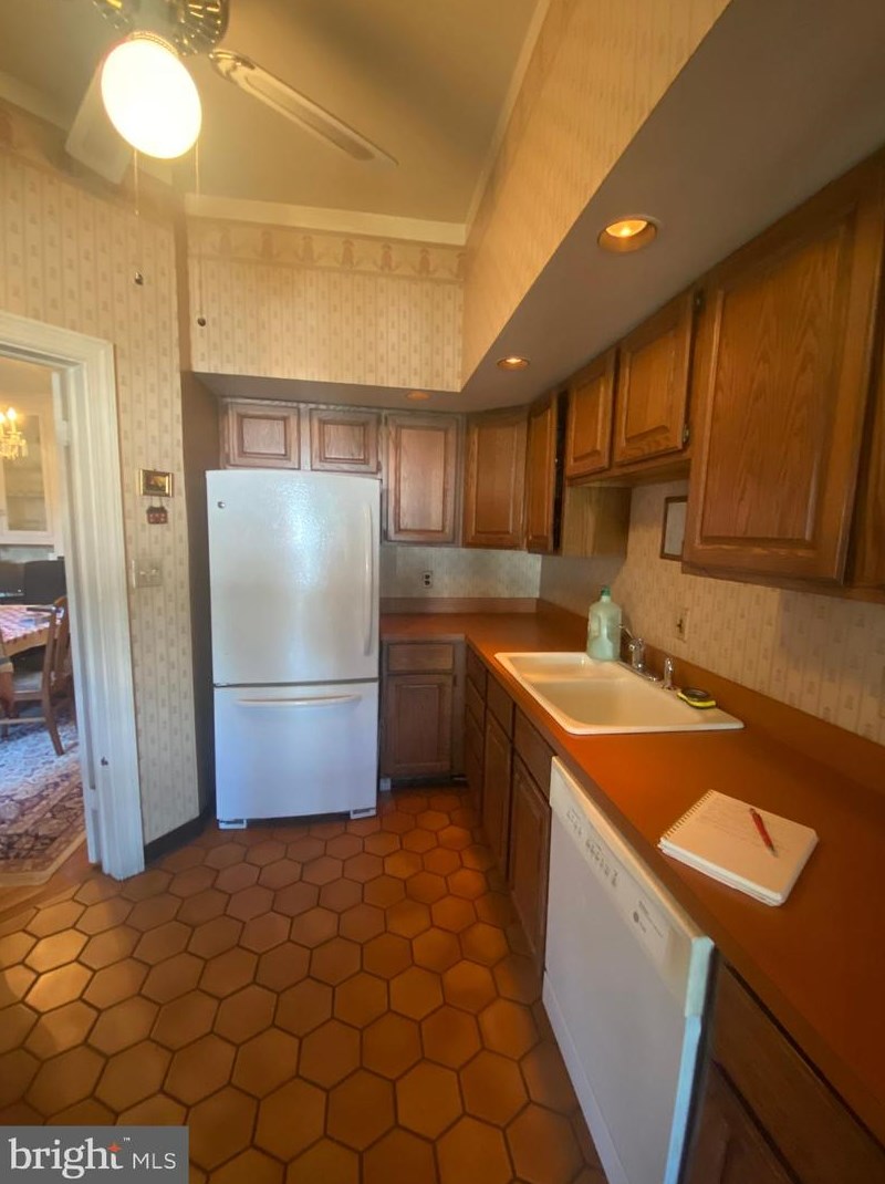 1757 Lanier Pl, Washington DC 20009-2118 exterior