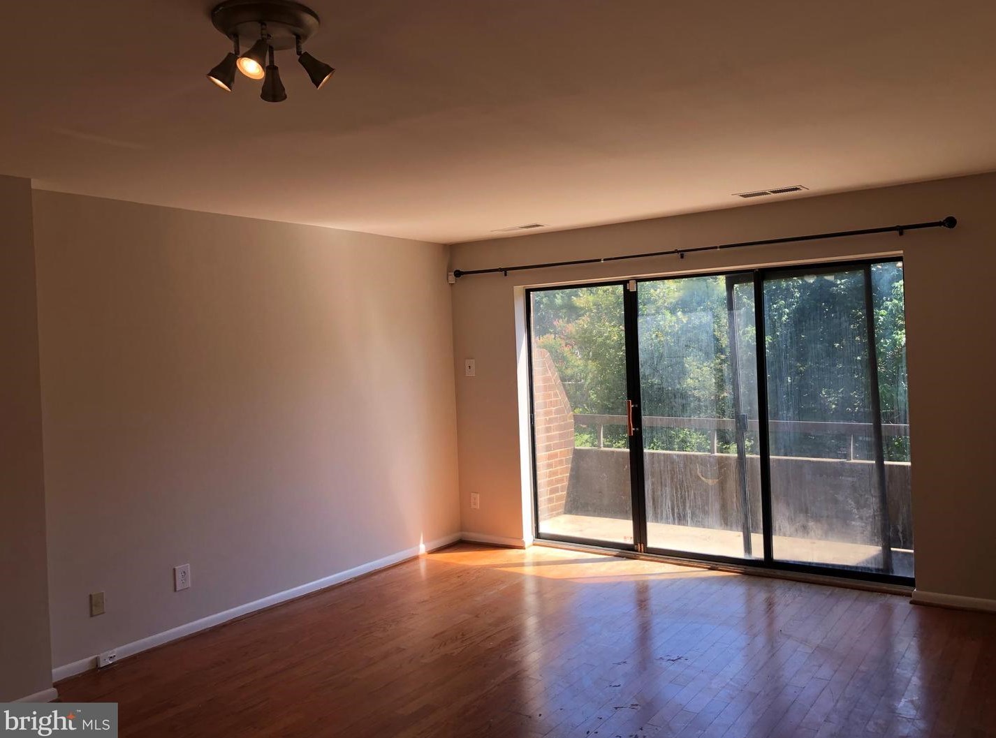 3081 Hawthorne Dr Ne # 3081, Washington, DC