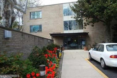 2755 Ordway St Nw #101, Washington, DC 20008