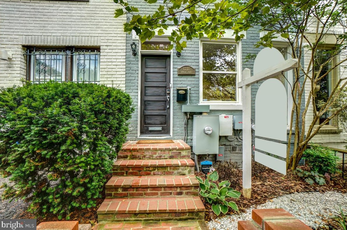 1227 Duncan Pl Ne, Washington, DC 20002
