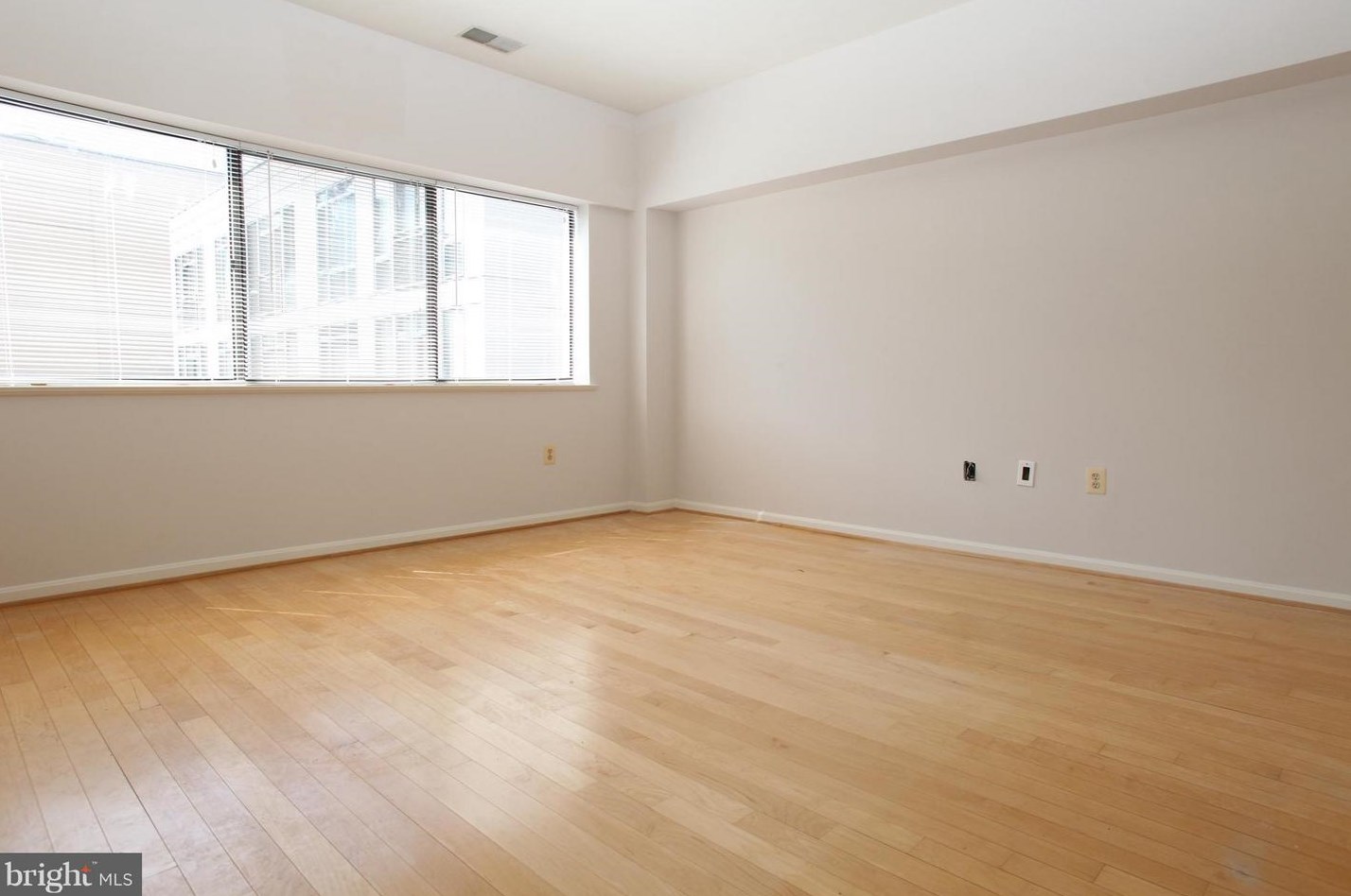 1225 13th St Nw #808, Washington, DC 20005