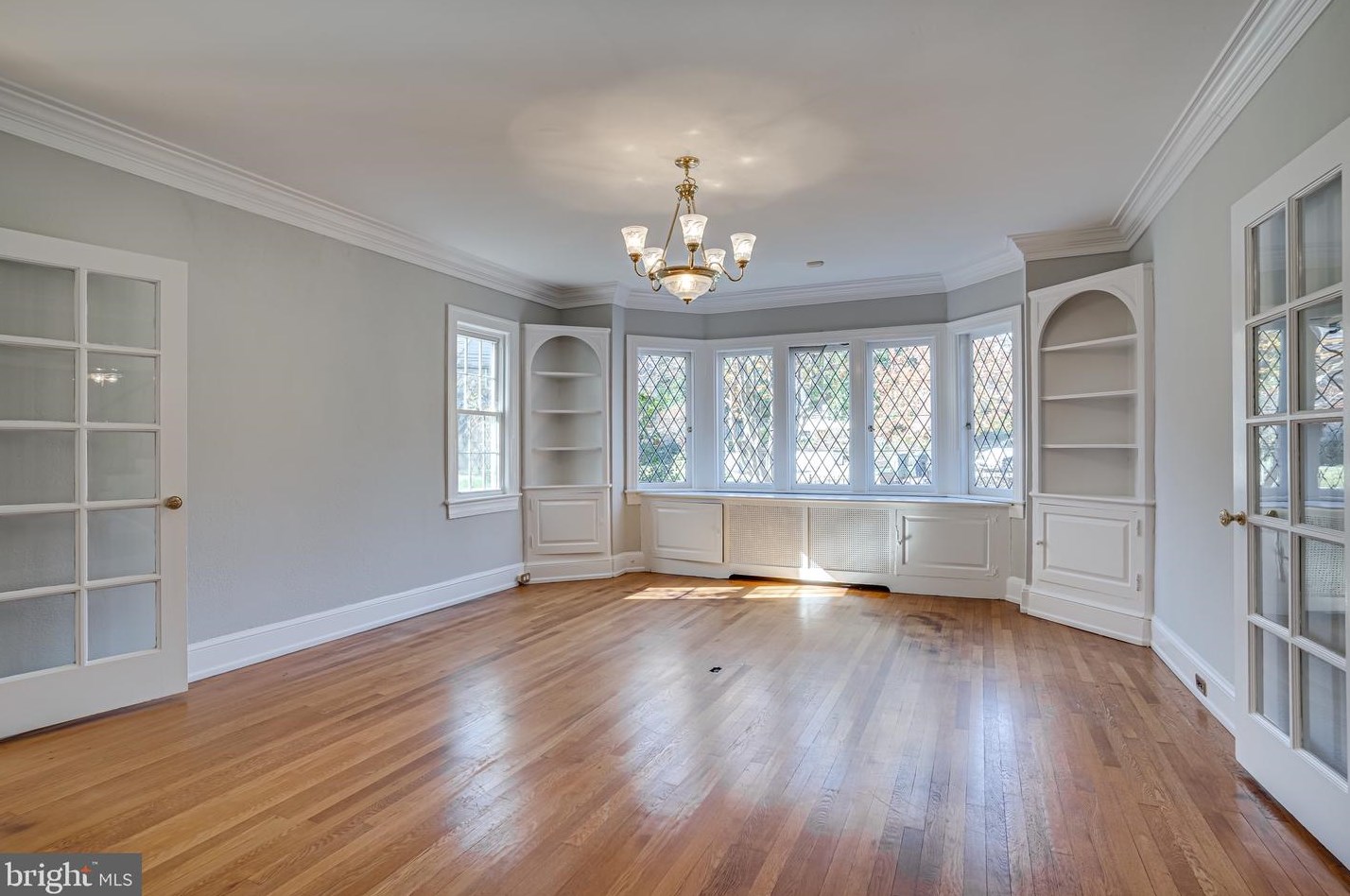 4828 Linnean Ave, Washington, DC 20008-2123