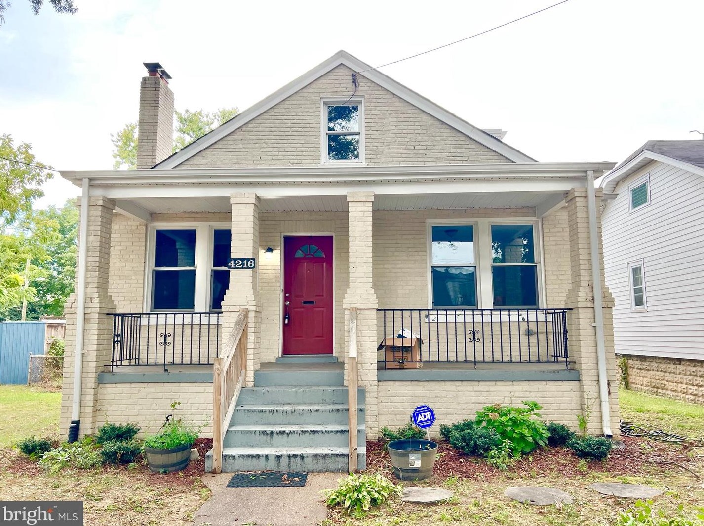 4216 Lane Pl Ne, Washington, DC 20019