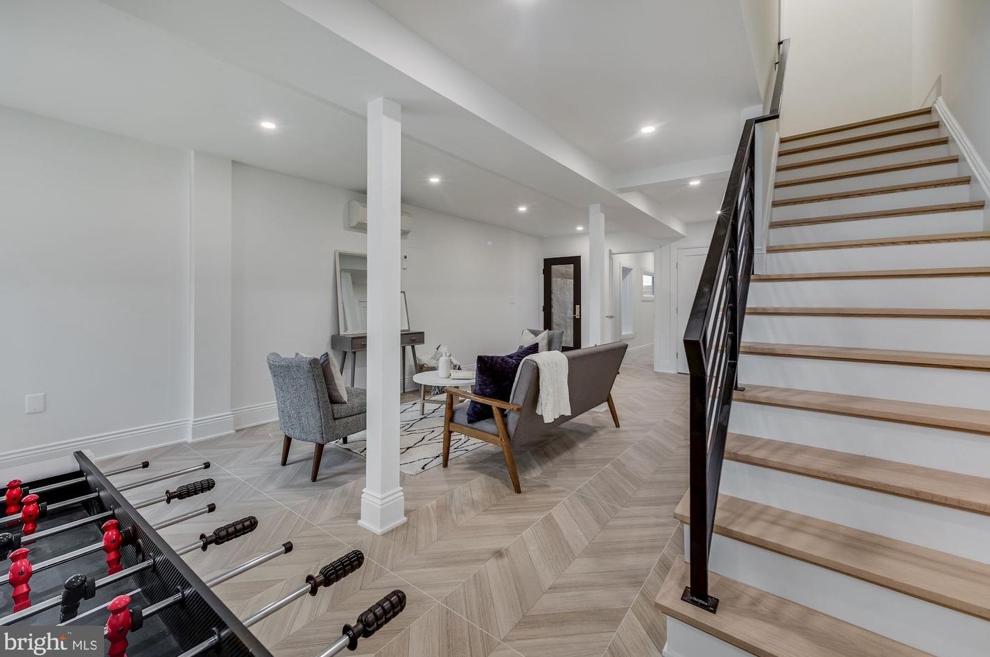 835 Longfellow St, Washington DC  20011-8205 exterior