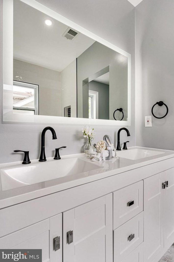 3418 Dakota Ave, Washington DC  20018-3022 exterior