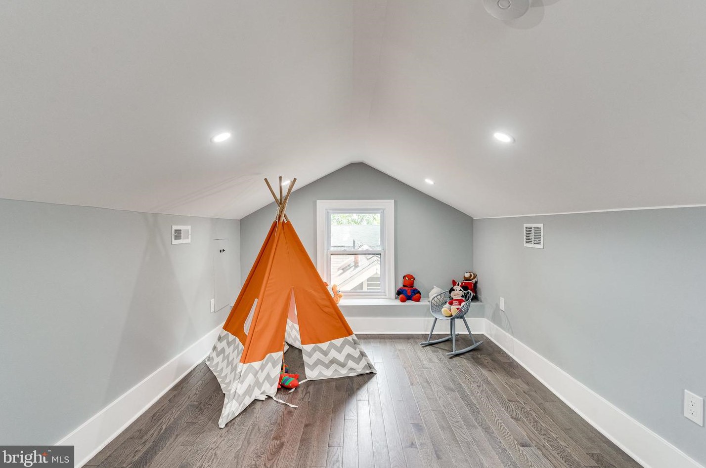 3418 Dakota Ave, Washington DC  20018-3022 exterior