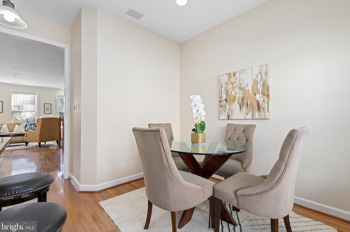 824 Capitol Square Pl, Washington DC 20024-2493 exterior