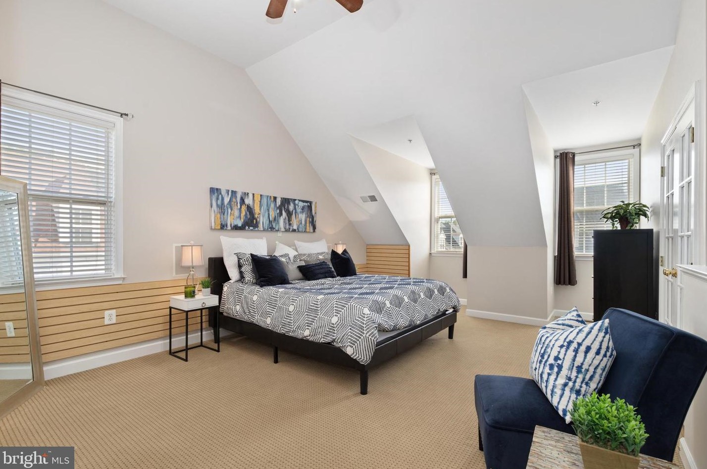 824 Capitol Square Pl, Washington DC 20024-2493 exterior