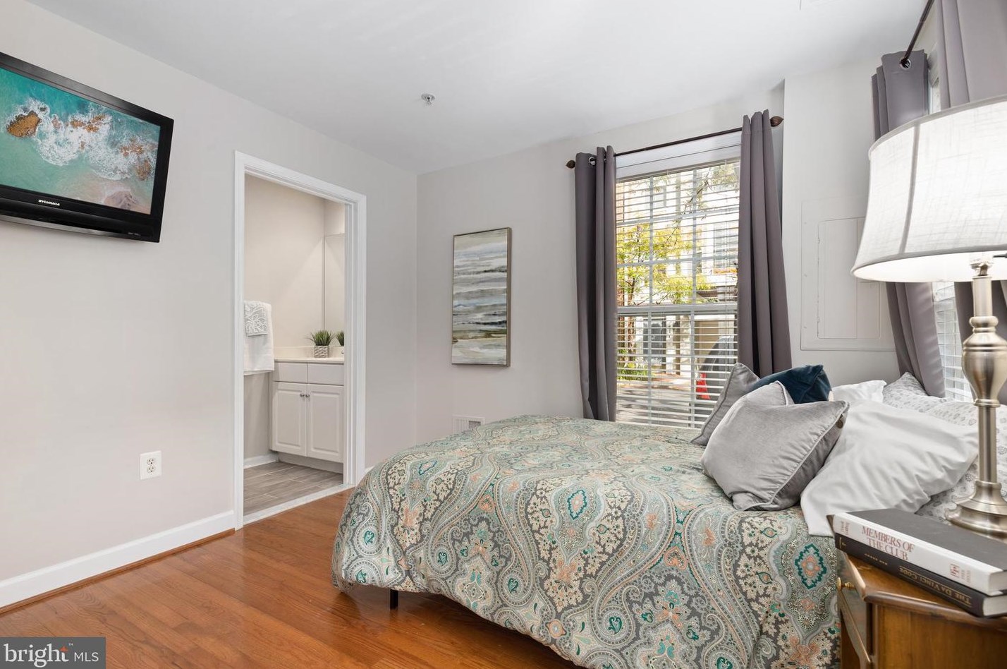 824 Capitol Square Pl, Washington DC 20024-2493 exterior