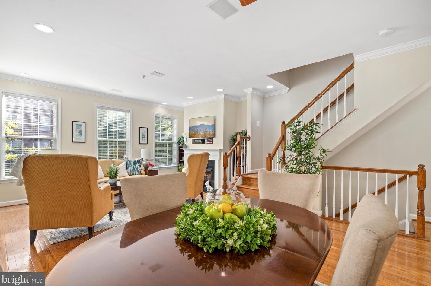 824 Capitol Square Pl, Washington DC 20024-2493 exterior