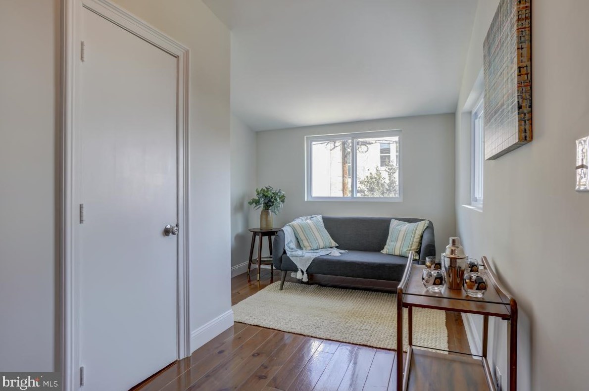 1320 Corbin Pl, Washington DC 20002 exterior