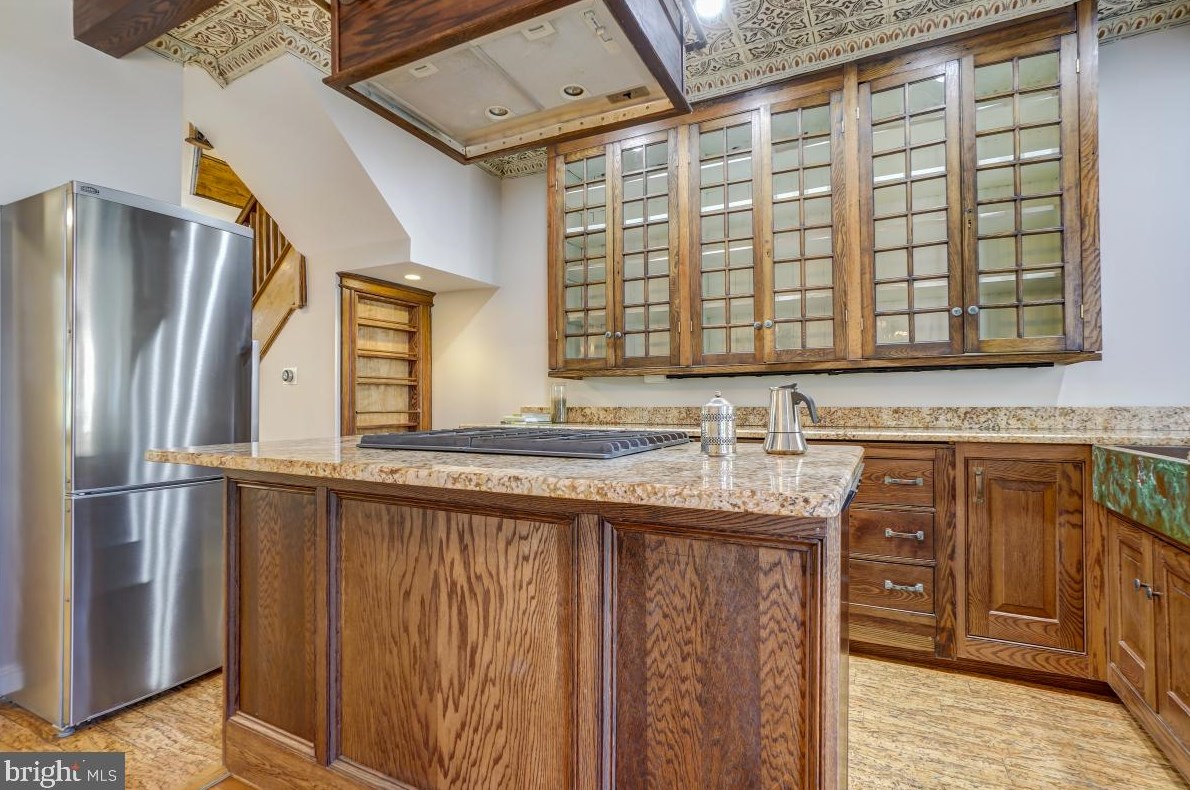 1320 Corbin Pl, Washington DC 20002 exterior