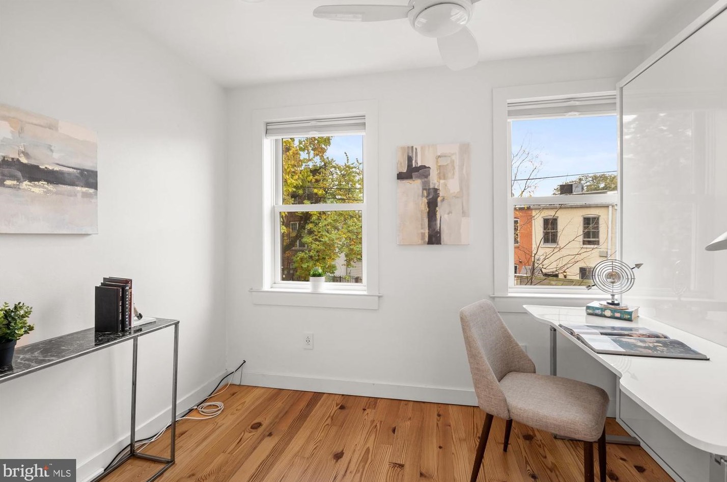 1521 Independence Ave, Washington DC 20003-1547 exterior