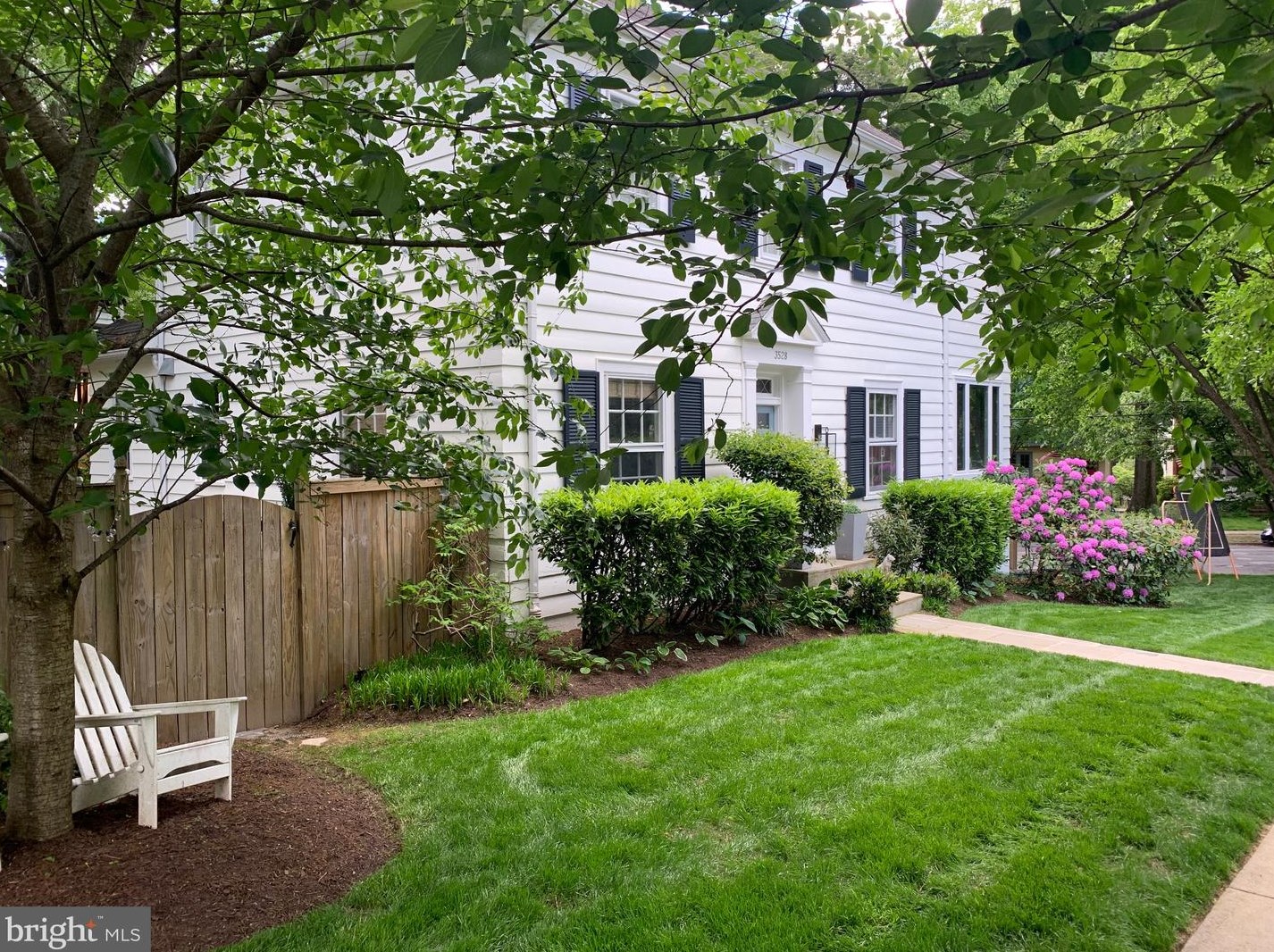 3528 Northampton St, Washington, DC 20015-2552